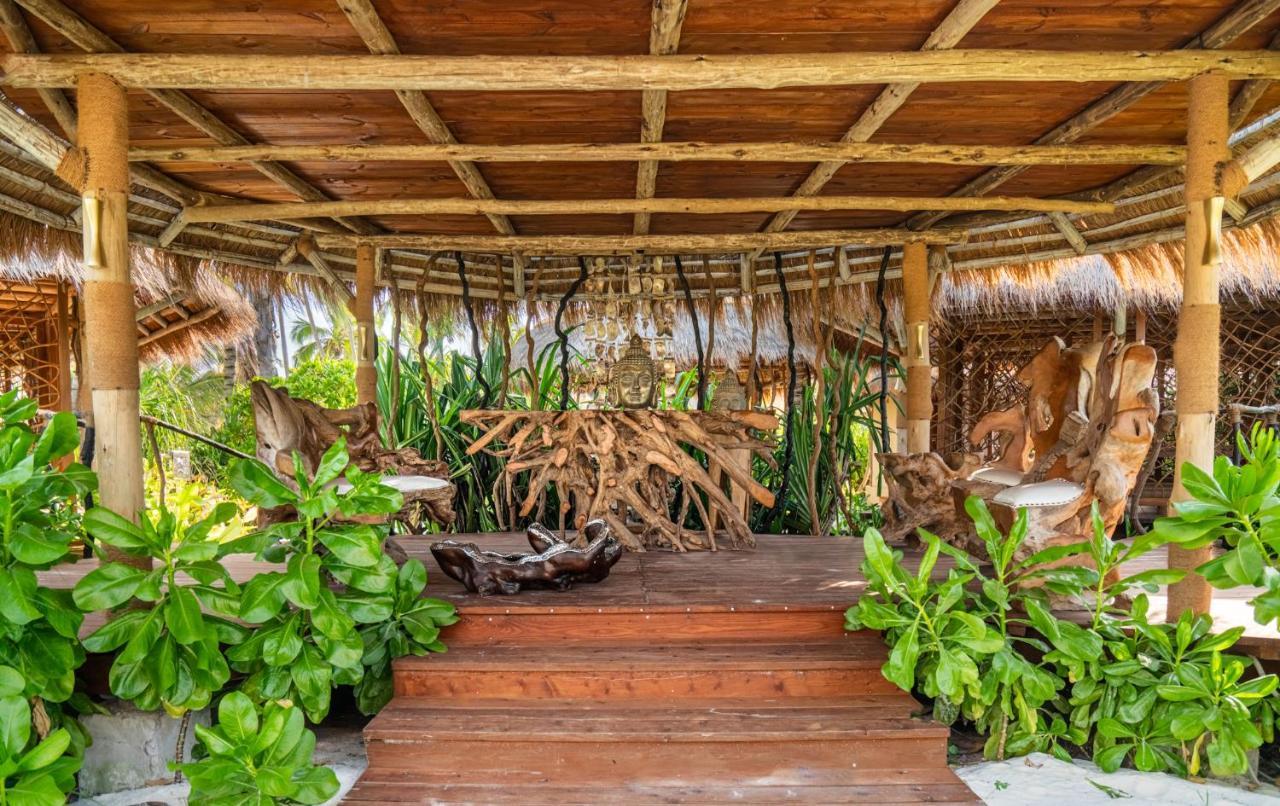 Sensations Eco-Chic Hotel プワニ・チャンガーニ エクステリア 写真