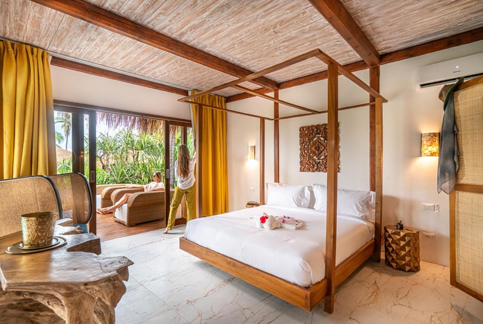 Sensations Eco-Chic Hotel プワニ・チャンガーニ エクステリア 写真