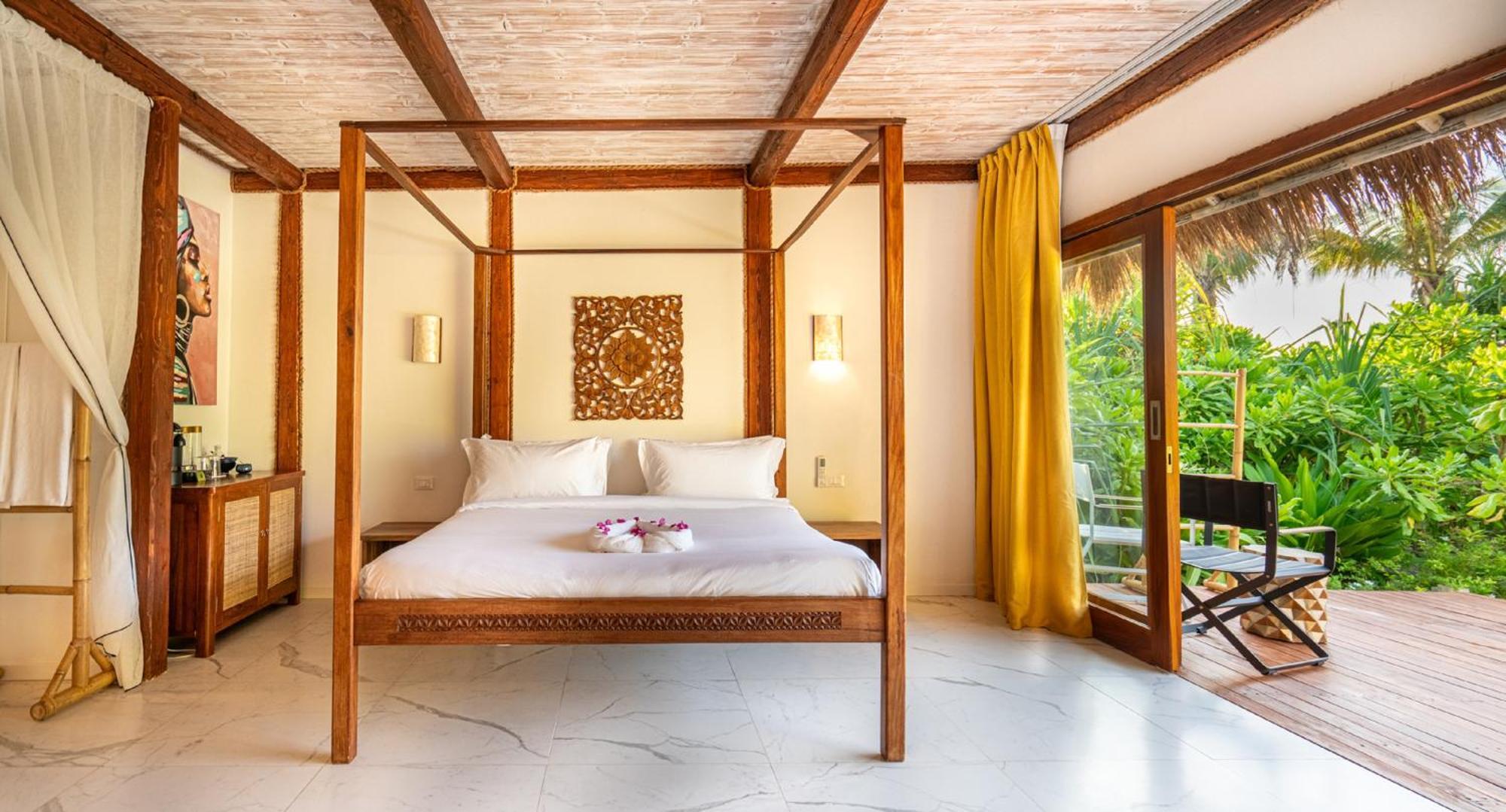 Sensations Eco-Chic Hotel プワニ・チャンガーニ エクステリア 写真