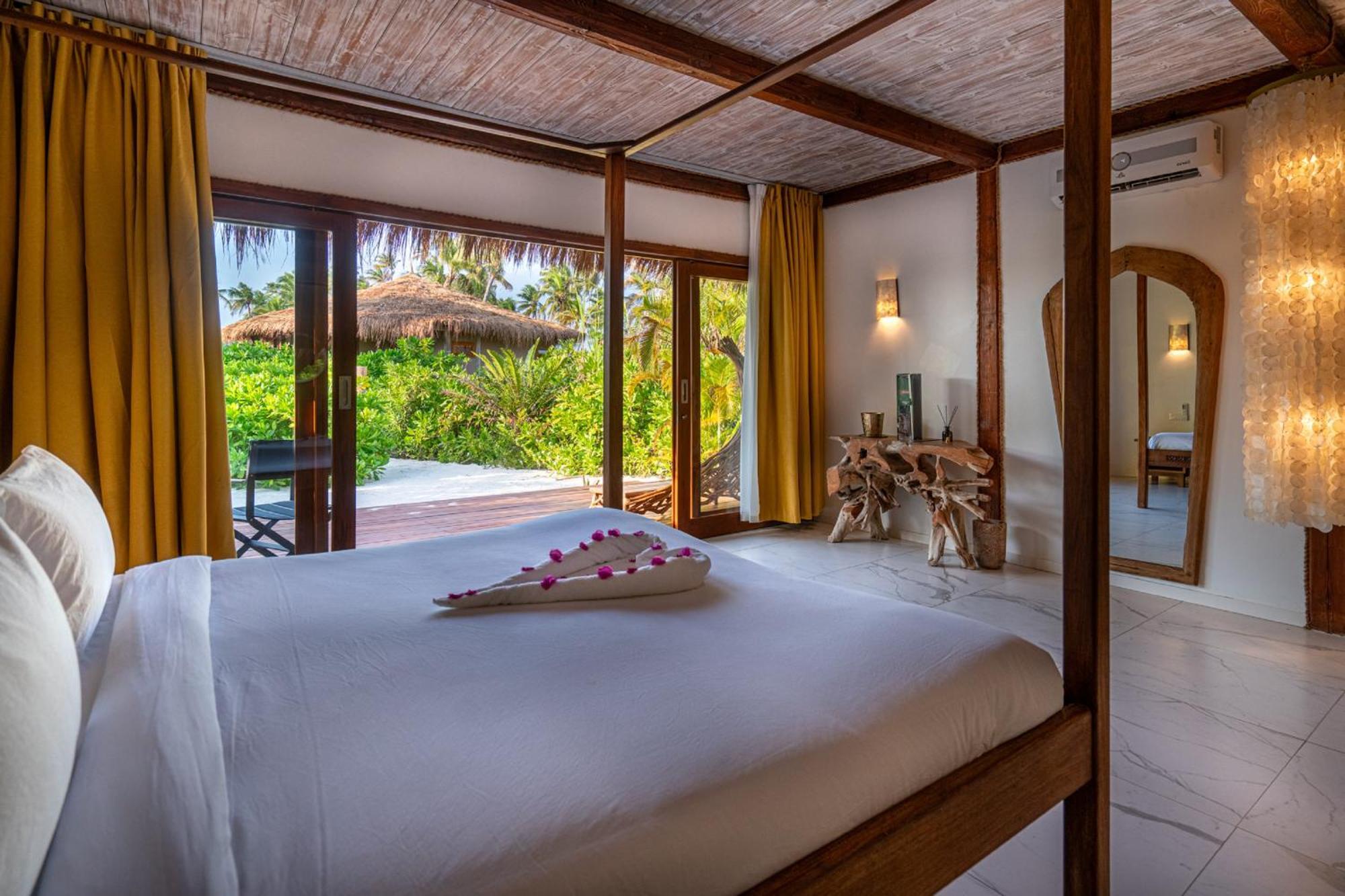 Sensations Eco-Chic Hotel プワニ・チャンガーニ エクステリア 写真